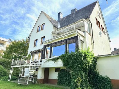 DIREKTORENVILLA MIT GARAGE | SIEGENER GIERSBERG