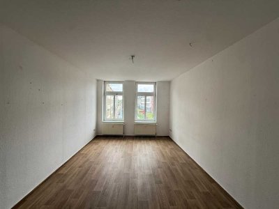 6 Monate mietfrei! Gestalten Sie Ihr neues Zuhause selbst – Charmante 2-Zimmer-Wohnung  VH 1. OG re