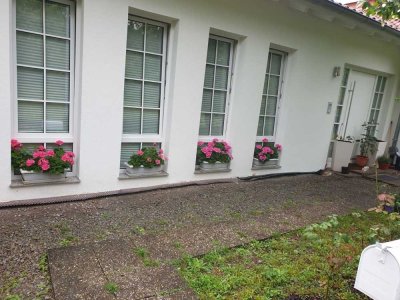 2-Zimmer-Einliegerwohnung mit Terrasse und Gartenanteil auf dem Österberg - teilmöbliert
