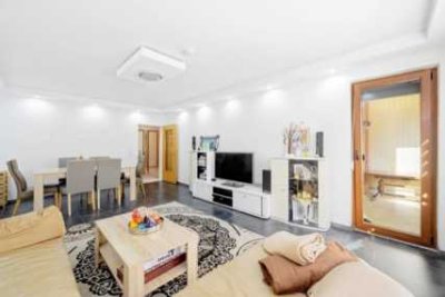 Ansprechende, renovierte 3-Zimmer-Wohnung im Zentrum Bremen- Blumenthal