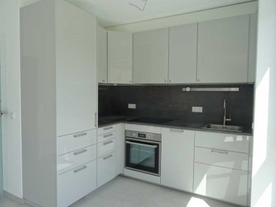 Großzügige Erdgeschosswohnung mit großer  Südterrasse und Garten