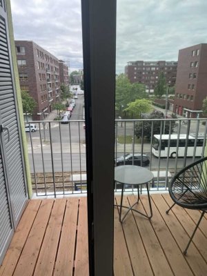 Teilmöbliertes 1 Zimmer Apartment direkt S-Bhf. Rummelsburg ! 29 qm, inklusive Strom + Internet !