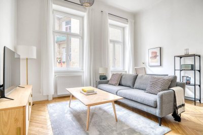 3 Zi Altbau in zentraler Lage mit Balkon, wenige Schritte vom 1. Bezirk Schwedenplatz, U1 &amp; U4 (VIE257)