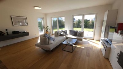 Einfamilienhaus im Grünen und stadtnah