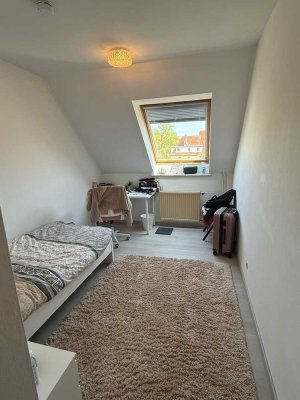 Vermietete 1-Zimmer Wohnung inklusive Tiefgaragenstellplatz - zentral gelegen!