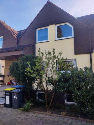 Reihenmittelhaus mit 5 1/2 Zimmern in GI-Kleinlinden zu vermieten