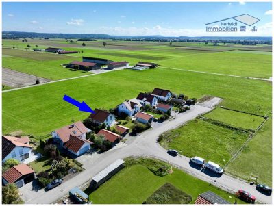 Familienfreundliches Einfamilienhaus mit großem Garten und herrlicher Randlage – sofort bezugsfrei