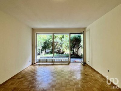 Bezugsfrei ab sofort -  3,5-Zimmerwohnung in Schmargendorf mit Stellplatz und Außenterrasse zum Kauf