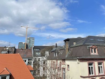 Möbliertes 1-Zimmer-Apartment im Westend