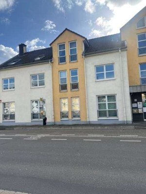 220 qm jetzt Büro, kann als Wohnraum umgebaut werden