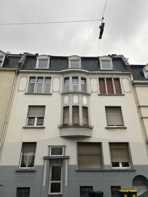 Gepflegte 4-Zimmer Dachgeschosswohnung in Wuppertal-Oberbarmen