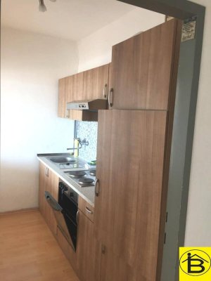 15520 Reizende, helle 2-Zimmer-Wohnung in Krankenhausnähe!