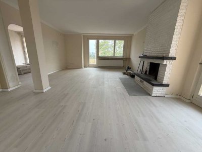 Einzigartige 5-Zimmer Penthousewohnung in zentraler Lage. *Provisionsfrei*
