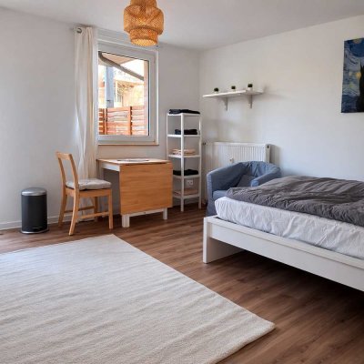 Möblierte, gemütliche und helle Apartment-Wohnung mit Terrasse in ruhiger Lage in Hiltrup-West