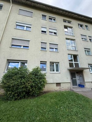 Stilvolle 3-Raum-EG-Wohnung mit Balkon in Frankfurt am Main