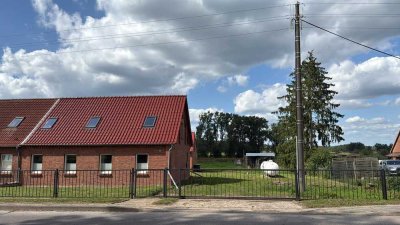 Gepflegtes Reihenhaus mit 4 Zimmern in Kremmin