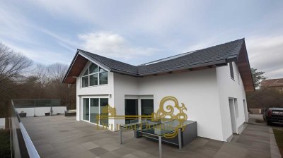 Einzigartiges Architektenhaus in Kriebstein: Harmonie zwischen Natur und modernem Design