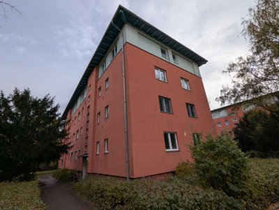 3-Zimmer-Wohnung mit Balkon in Berlin-Reinickendorf - mit Parkplatz!