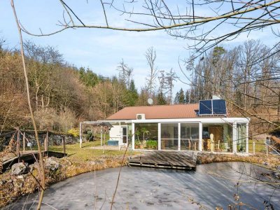 Einfamilienhaus mit Waldblick in idyllischer Lage in Aichach-Sulzbach