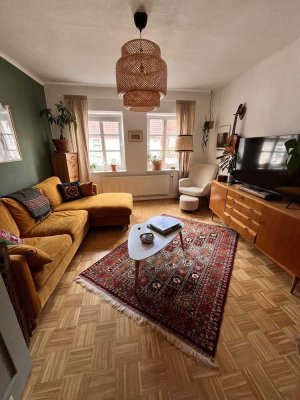 Wunderschöne 2 Zi. Altbauwohnung in bester Innenstadtlage