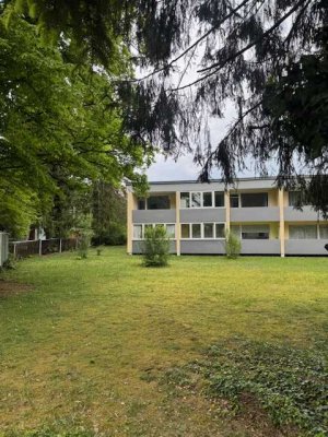 Ruhiges 1 Zi.-Appartement mit Süd-Balkon und sep. Küche