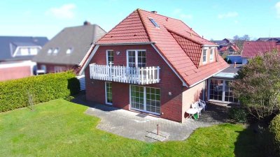 ZWEIFAMILIENHAUS IN CUXHAVEN - TOP LAGE!
