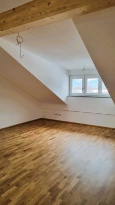 Ruhige TOP Lage: neuwertiges Reihenmittelhaus in Rosenheim - Pang!