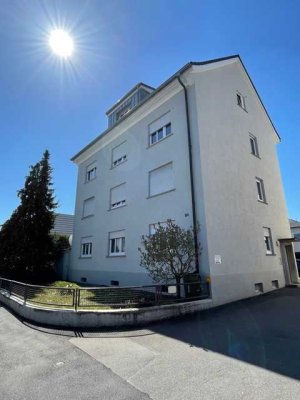 Modernisierte Wohnung mit 4 Zimmer in Singen Süd