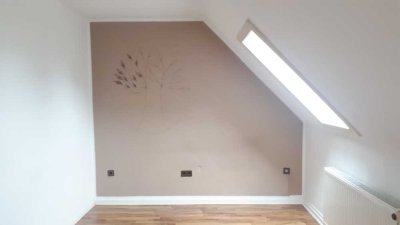 Gepflegte 1,5-Zimmer-Dachgeschosswohnung in Gladbeck