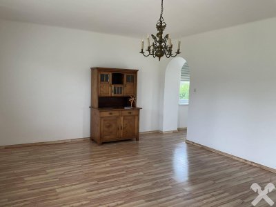 Erstbezug nach Kernsanierung - Moderne Hausetage in zentraler Lage