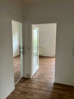 Charmante Zweiraumwohnung mit offener Küche und Balkon