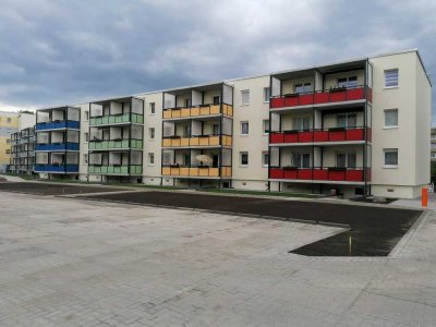 3 Raum-Wohnung mit Balkon