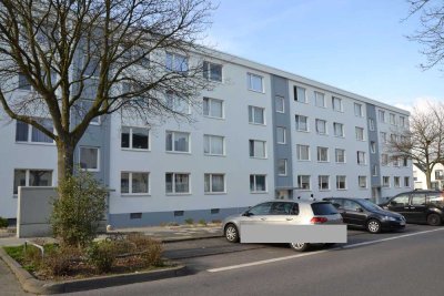 solide vermietete 4-Zimmer-Wohnung mit Balkon