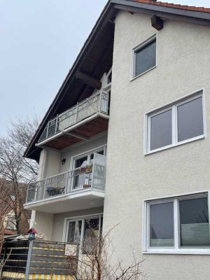 Geräumige 2-Zimmer-Dachgeschosswohnung mit Balkon in Ingolstadt