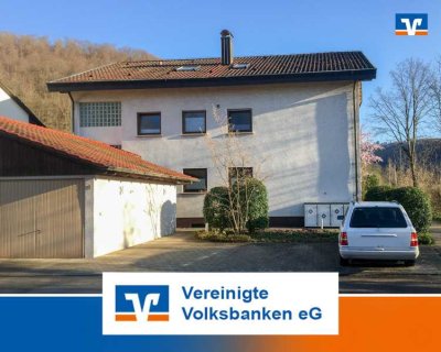 Einziehen und Wohlfühlen : Hübsche 3-ZI-DG-Wohnung im Echaztal !