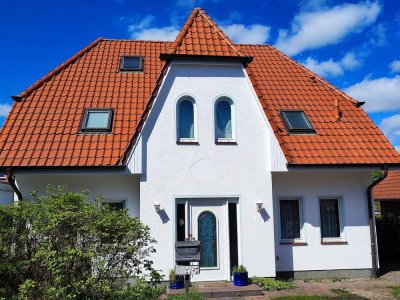 Hochwertiges Einfamilienhaus mit schönem Garten in einer Top Lage Schwerins