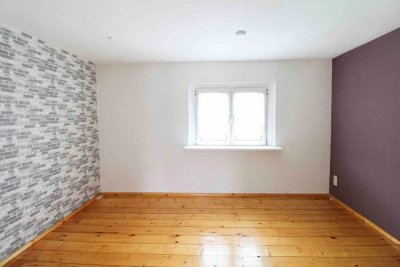 Tolles Reihenmittelhaus mit Terrasse und Carport in zentraler Lage