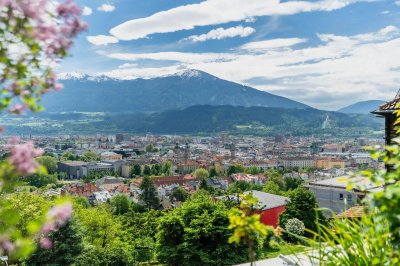 Terrassenwohnung mit unverbaubarem Stadtblick