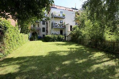MODERNE WOHNUNG MIT 2x BALKONE & EIGENEN GARTEN !