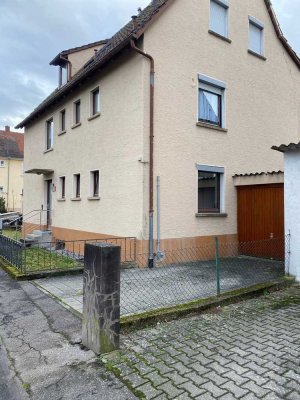 WG-taugliche 2-Zimmer-DG-Wohnung in HN-Sontheim
