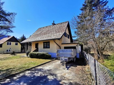 Wohnhaus mit vielen Möglichkeiten und guter Bausubstanz in sonniger Ortsrandlage