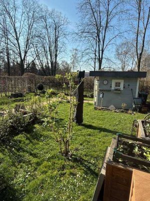 Wohnen wie im Eigenheim - Einbauküche, Terrasse, herrlicher Garten & 2 Stellplätze