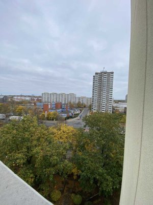 Attraktive 2-Zimmer-Wohnung mit Balkon und Einbauküche in Laatzen
