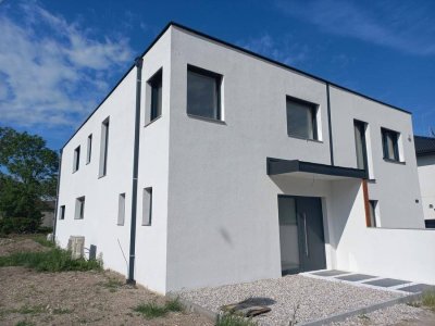 Achtung TOP Preis ! für moderne Doppelhaushälfte in ruhiger Lage
