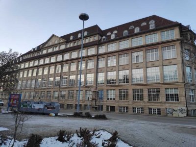 Geschmackvolle, gepflegte 1-Zimmer-Dachgeschosswohnung mit EBK in Albstadt geeignet für Studenten