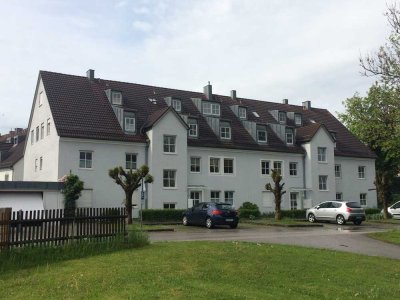 Helle 1-Zi Wohnung mit Balkon und Einbauküche