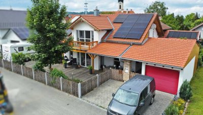 Neuwertiges Einfamilienhaus mit Einliegerwohnung und TOP-Energiestandard in gepflegter Siedlungslage