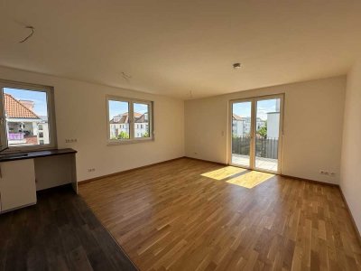 Nachmieter gesucht: Großzügige 3-Zimmer-Wohnung mit EBK