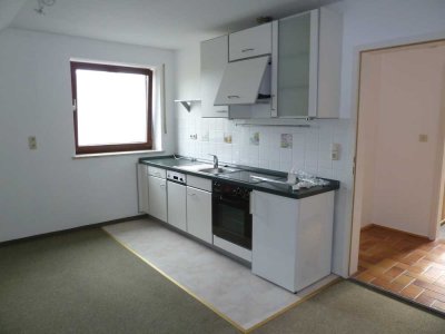 Geschmackvolle, vollständig renovierte 2-Zimmer-DG-Wohnung in Wörth