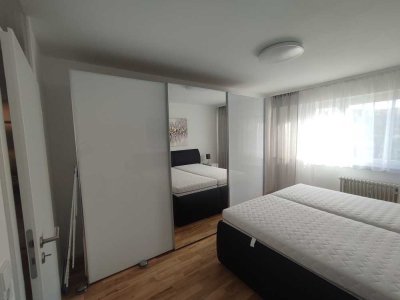Möblierte 2-Zimmer Wohnung im 8. OG mit Balkon in Stuttgart-Bergheim